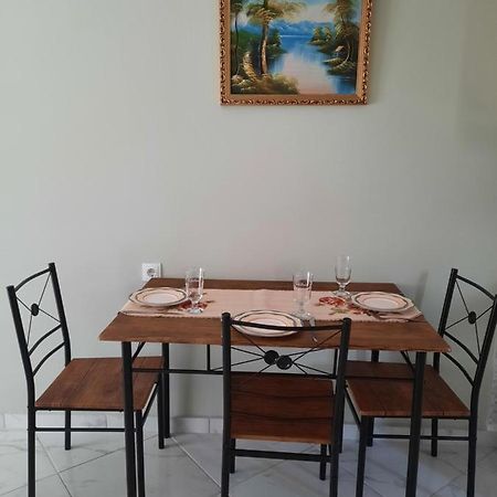 Kalamata Cosy Apartment 2 Екстер'єр фото