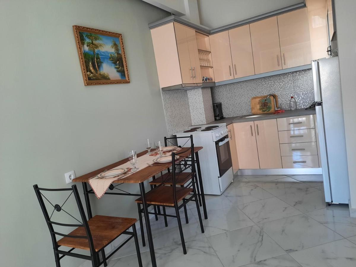 Kalamata Cosy Apartment 2 Екстер'єр фото